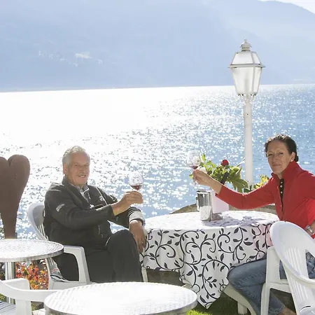 Schloesschen Am See Hotel Reschen