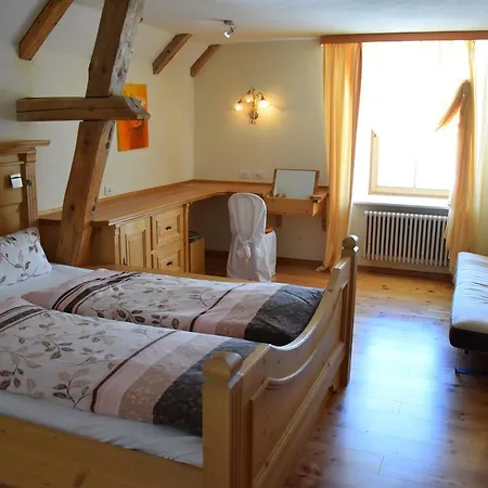 Hotel Schloesschen Am See