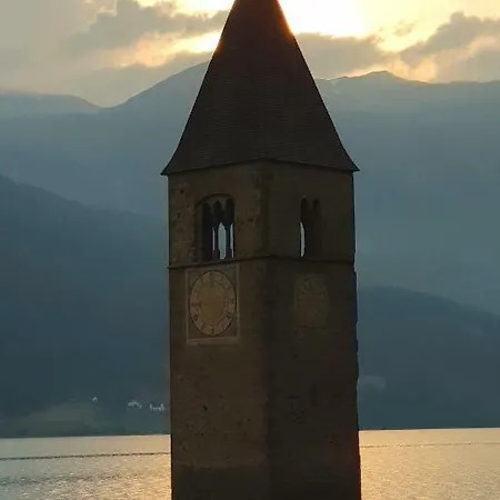 Schloesschen Am See 3* Reschen